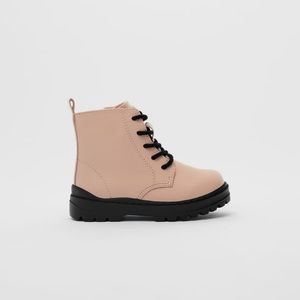 Zara Contrasting Sole Boots